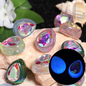 25pcs 23*19mm Glow In The Dark Glitter Powder Waterdrop Shaped Acrylic Beads