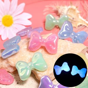 50pcs 22*31mm Glow In The Dark Cute Bow Acrylic Beads
