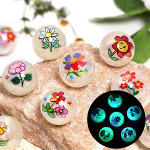 50pcs 16mm Glow In The Dark Colorful Flower Acrylic Beads