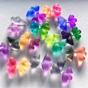 50pcs 32mm Matte Dual Color Bow Acrylic Beads
