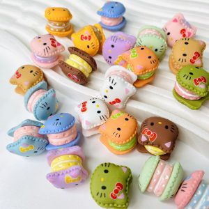 2pcs 16mm Hello KT Sandwich Biscuits Resin No Hole Pen Toppers