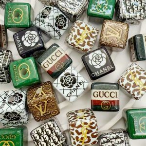 50Pcs 14mm LV Chanel Brand Logo Square Acrylic Beads