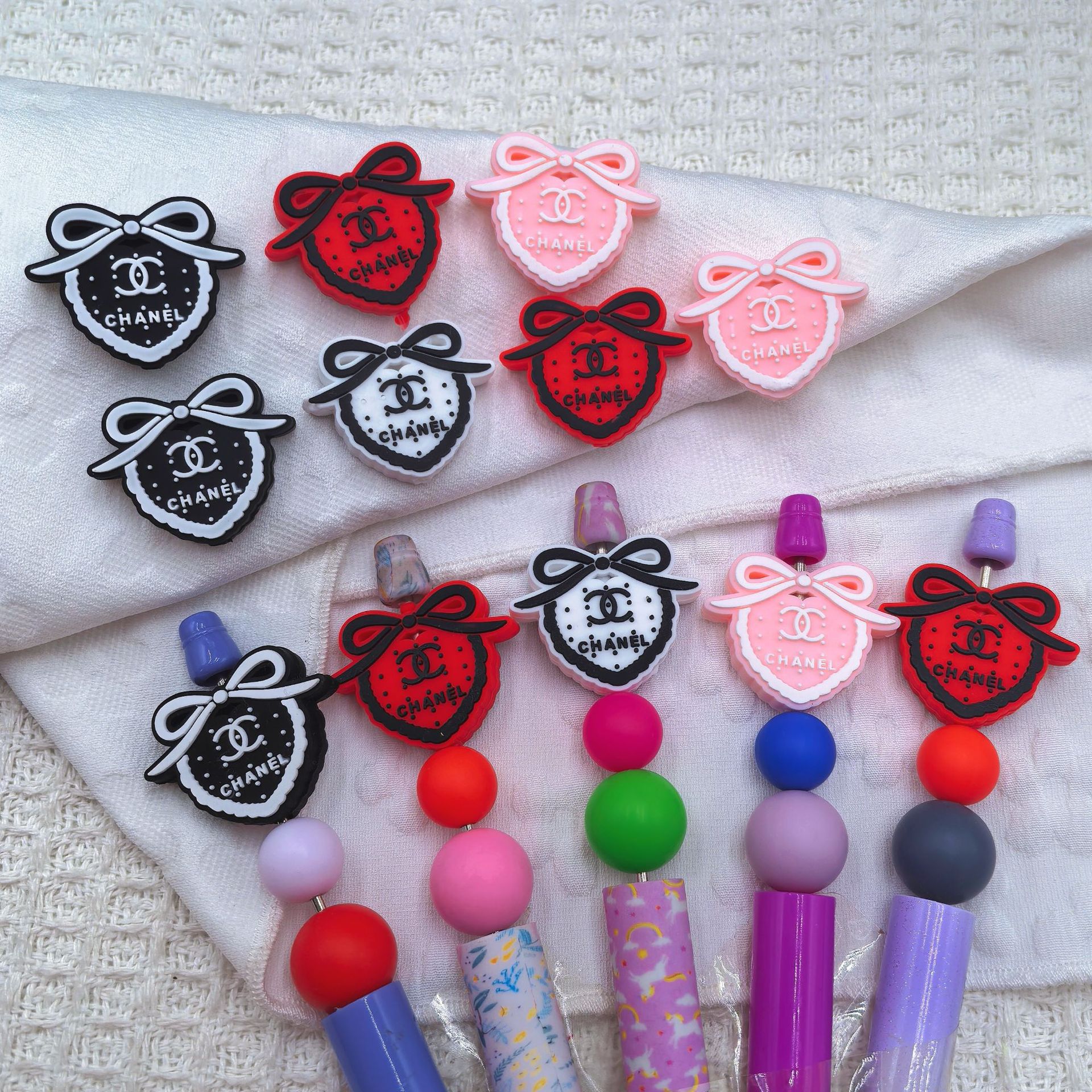 20Pcs Love Bow Chanel Hairpin Silicone Focal Beads