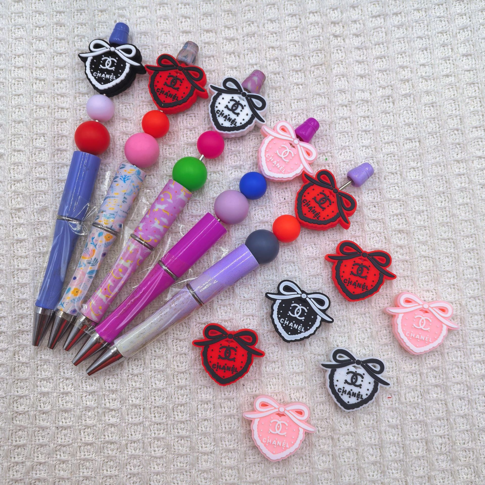 20Pcs Love Bow Chanel Hairpin Silicone Focal Beads